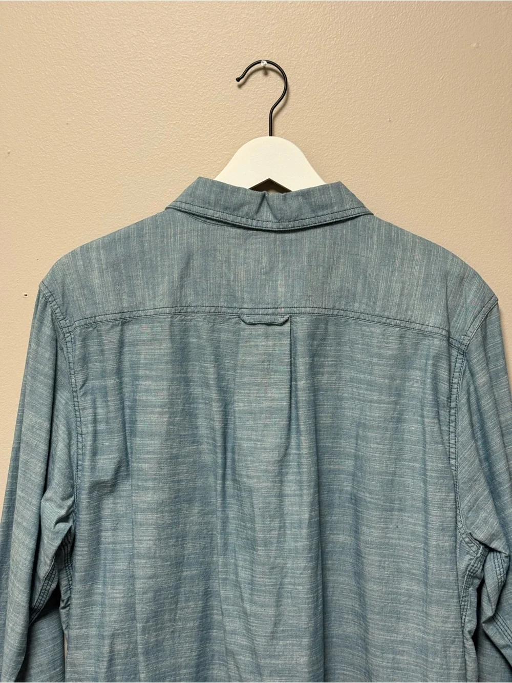 The North Face—Men's Light Blue/Green Button-Up Shirt—Large